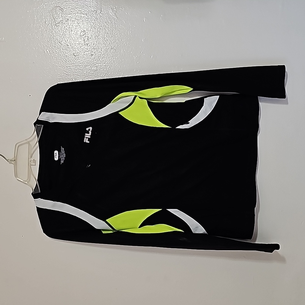 Fila Women's Athletics Top Size Medium
